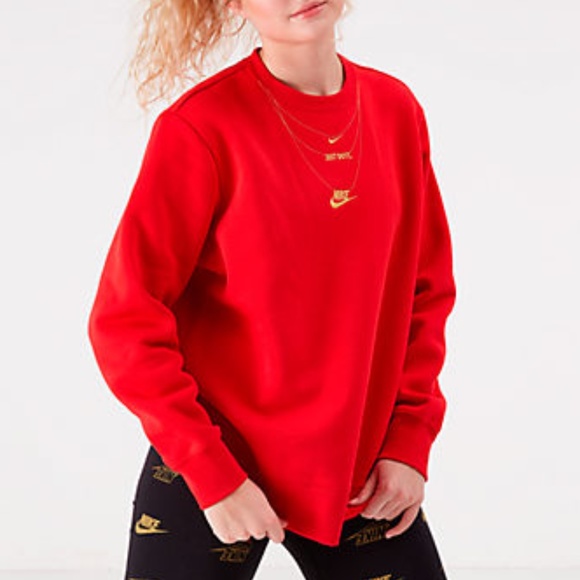nike crew neck with chains